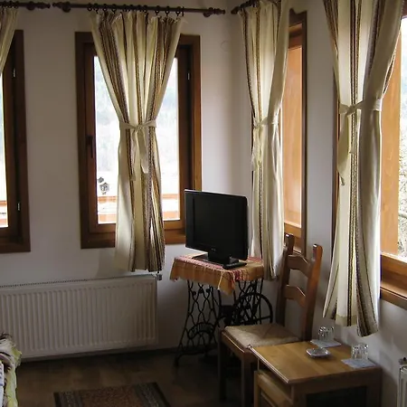 Martina Smilian * Smilyan (Smolyan)
